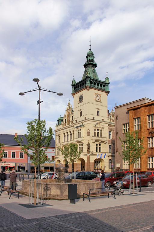 Hotel Zimni Stadion Náchod Exterior foto