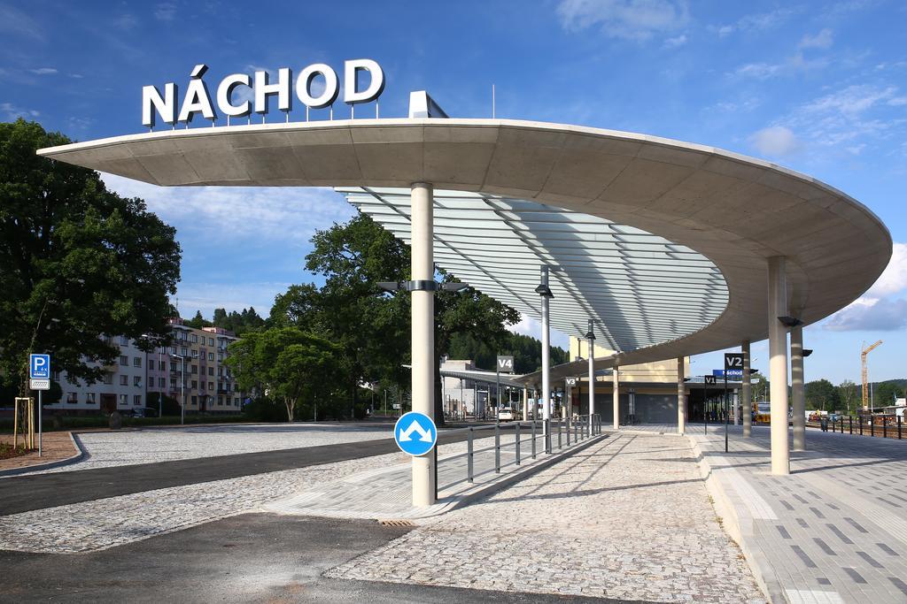 Hotel Zimni Stadion Náchod Exterior foto